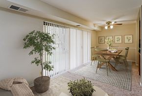 Laurel apartment for rent - laurelton court dining room