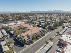 Las Vegas apartment for rent - an aerial view of the city of palm springs