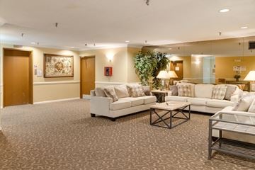 Des Moines apartment for rent - a living room with couches and a table
