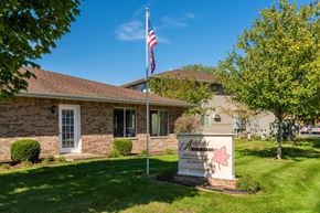 Davenport apartment for rent - our office is located in the building
