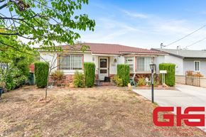 Pasadena apartment for rent - A house with a front yard and a GIS logo in the corner.
