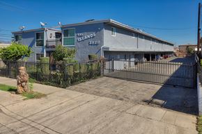 El Monte multi-family for rent - The Island apartment complex is located at 2828.