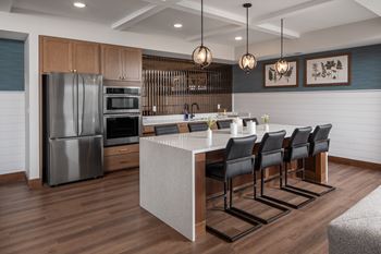 Community room with kitchenette to entertain