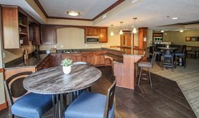 Saint Paul apartment for rent - Dining Area at The Communities of River Crossing, Minnesota