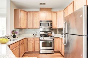 Alexandria apartment for rent - Fully Equipped Kitchen at The Tuscany, Virginia