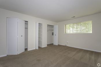 Very large floor plans with oversized closets