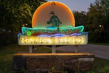 Close to downtown bentonville