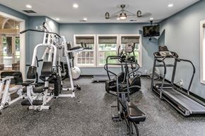 Omaha apartment for rent - Fitness Center at The Larimore Apartments, Nebraska