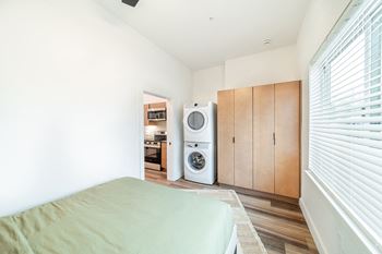 In-unit washer & dryer
