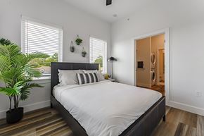 Bentonville apartment for rent - Contemporary one and two bedroom apartment homes at Coler Crossing in Bentonville, AR