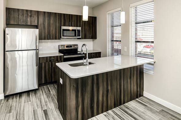 Omaha apartment for rent - Studio, one and two bedroom apartment homes in the Historic Dundee District of Omaha, NE at Dundee Flats