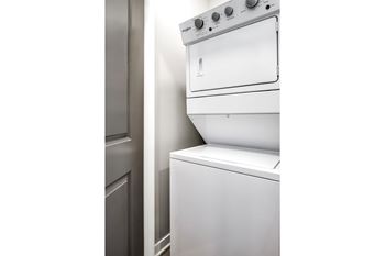 Washer / dryer in-unit