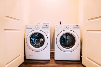 In-unit washer & dryer
