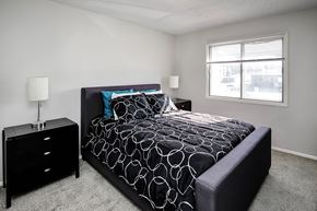 Omaha apartment for rent - Renovated apartment homes at Old Mill in Omaha, NE