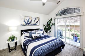 Omaha townhouse for rent - Beautiful One-Story Townhomes at Orchard Village in Omaha, NE