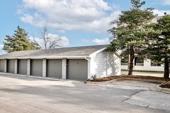 Attached & detached garages