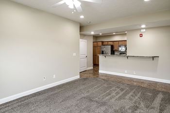 9' Ceilings