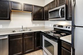 Lincoln apartment for rent - Kitchen at Tamarin Ridge in Lincoln, NE