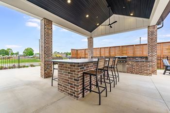 Outdoor resident lounge