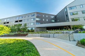Bentonville apartment for rent - The Howard East Central Apartments in Bentonville, AR