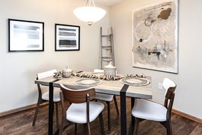 Omaha apartment for rent - Dining at Tiburon View Apartments, Omaha, Nebraska