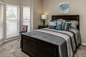Omaha apartment for rent - Gorgeous Bedroom at Whispering Hills, Nebraska 68164