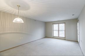 Lincoln apartment for rent - Sunrise Gardens a 55+ Living Community in Lincoln, NE