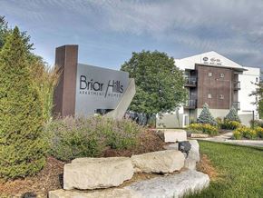 Omaha apartment for rent - Beautiful Landscaping and Park-like Setting at Briar Hills, Omaha,Nebraska