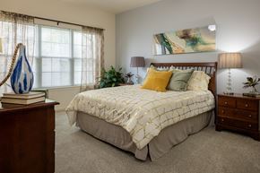 Bethlehem apartment for rent - Bedroom With Plenty Of Natural Lights at Saucon View Apartments, Bethlehem, Pennsylvania