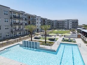 Glendale apartment for rent - A swimming pool in front of apartment buildings.