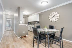 Okemos apartment for rent - Kitchen at Berrytree Apartments near Michigan State University in East Lansing, MI