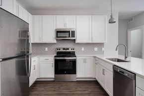 Okemos apartment for rent - Kitchen at Okemos MI Apartments | Knob Hill Apartments in Okemos, MI