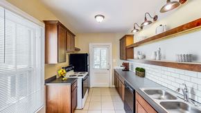 East Lansing apartment for rent - Spacious Kitchen in East Lansing Apartments near Michigan State University | MSU Houses