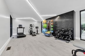 Rochester Hills apartment for rent - Fitness Center at Rochester Club Apartments - Rochester, MI, Rochester Hills
