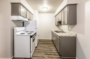 Roseville townhouse for rent - Apartments for rent in Roseville, MI