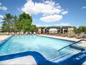 Lansing apartment for rent - pool