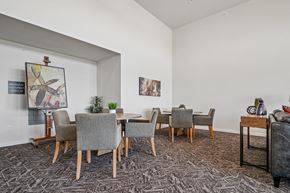 Mount Vernon apartment for rent - A dining room with a table and chairs.