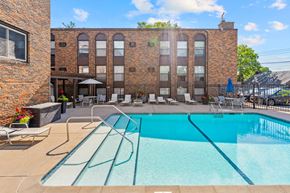 Minneapolis apartment for rent - Outdoor Pool at Ridgewood Arches in Minneapolis, MN 55403