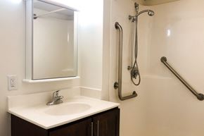 Richfield apartment for rent - Richfield Towers Apartments in Richfield, MN Bathroom