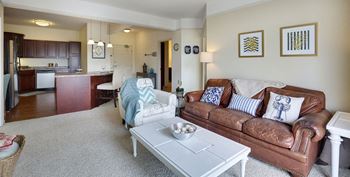 The gables at park pointe living room