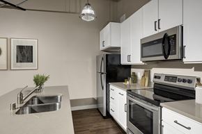 St. Paul townhouse for rent - Fully Furnished Kitchen  at Kellogg Square, St. Paul, Minnesota
