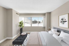 St. Paul townhouse for rent - Large Bedroom at Kellogg Square, St. Paul, MN