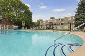 Oakdale apartment for rent - Outdoor Pool at Minnehaha Manor, Oakdale, MN, 55128