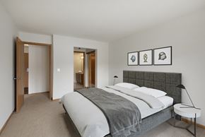 Bloomington apartment for rent - Bedroom at Pebblebrook Court, Bloomington, 55437