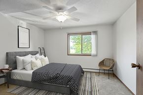 Maplewood apartment for rent - Spacious Bedroom at Silver Ridge, Maplewood, MN