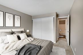 Apple Valley apartment for rent - Gorgeous Bedroom at Valley Pond, Apple Valley, Minnesota
