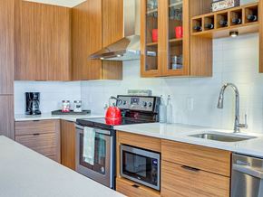 St. Louis Park apartment for rent - Kitchen area1 at Central Park West, St. Louis Park, 55416