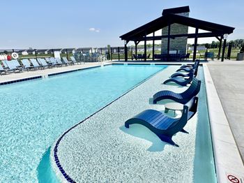 Resort-style swimming pool