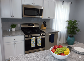 Buffalo apartment for rent - A kitchen with a bowl of fruit on the counter.
