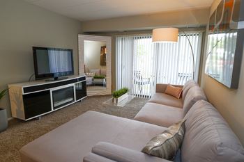 Large floorplans available in 9 styles